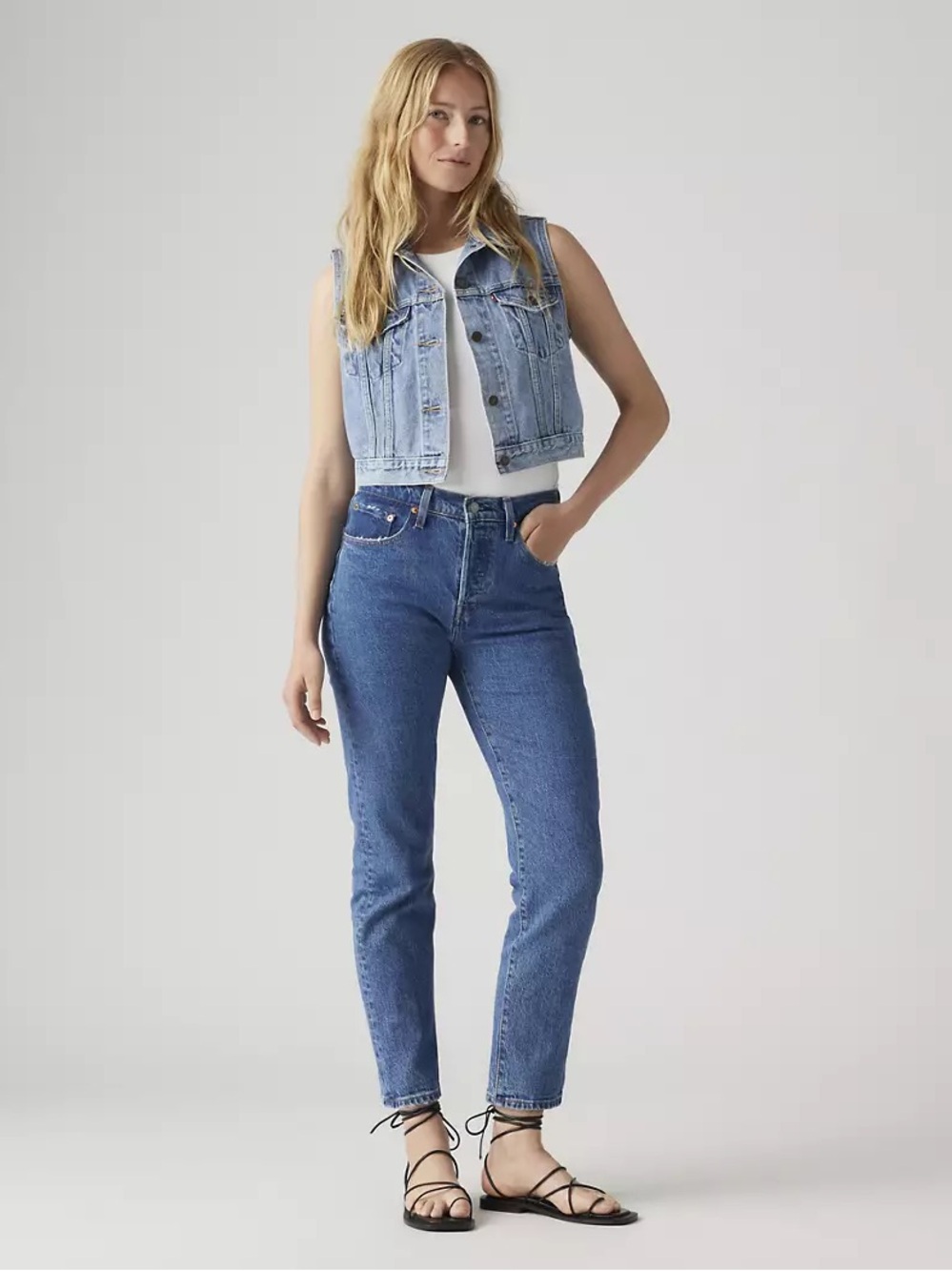 LEVIS 501s Original Cropped Womens W24 L26 Denim Jeans - Picture 15 of 16